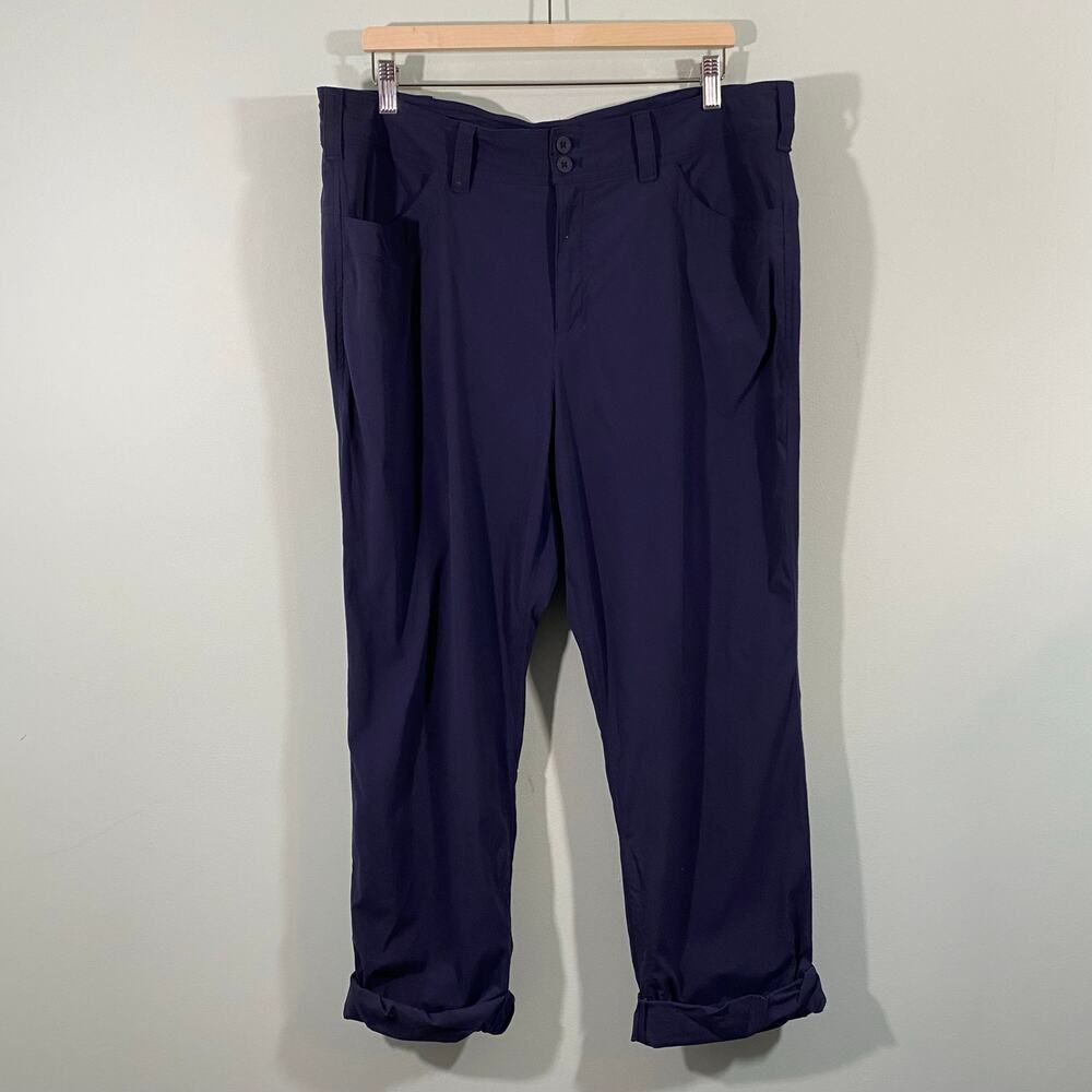 Eddie Bauer Women Navy Rolled Hem Hiking Tech Pants Size 18W
